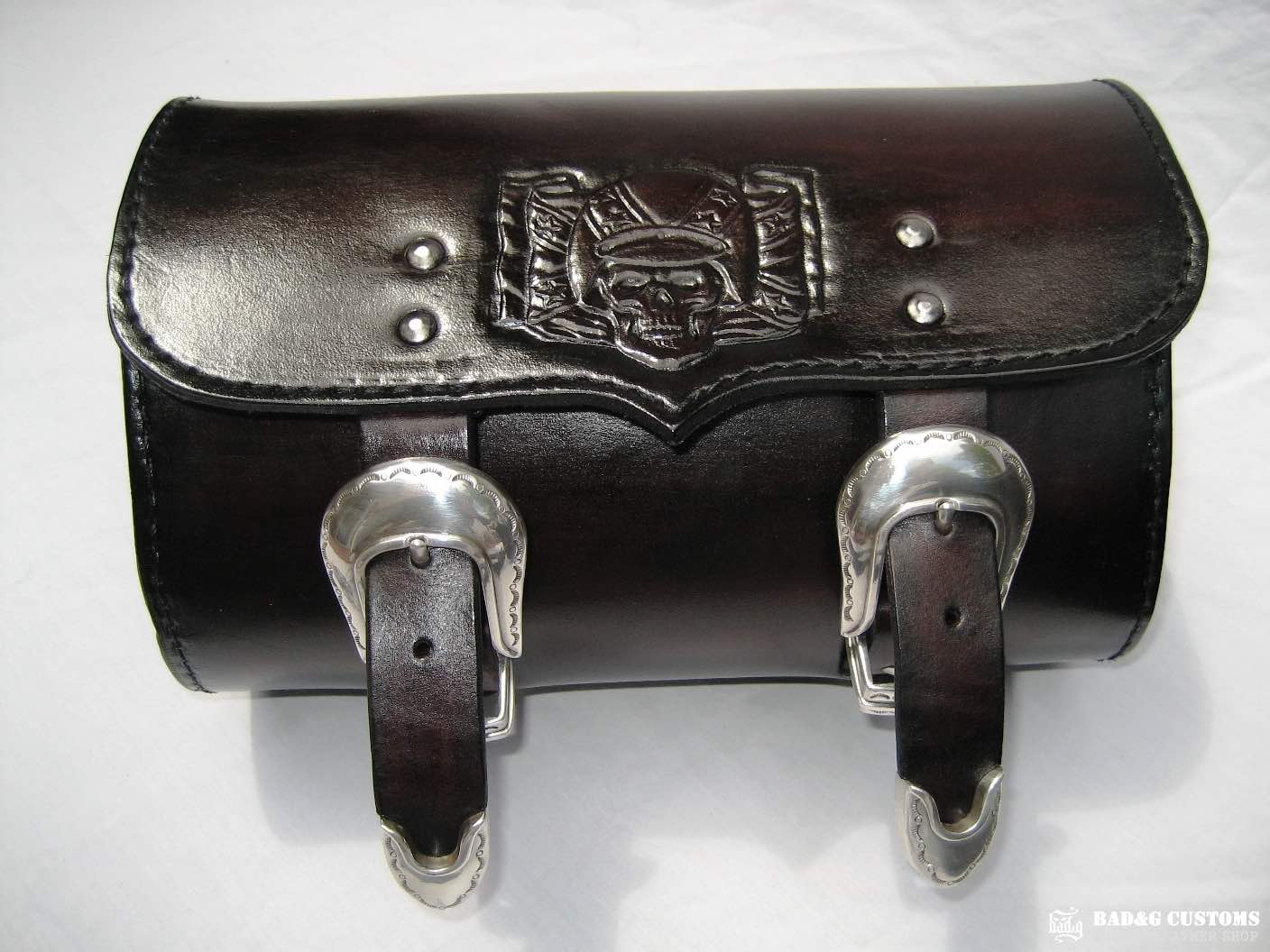 RTW PROVEN: Custom Hand-Tooled Seat & Saddlebags Set | Harley-Davidson Panhead