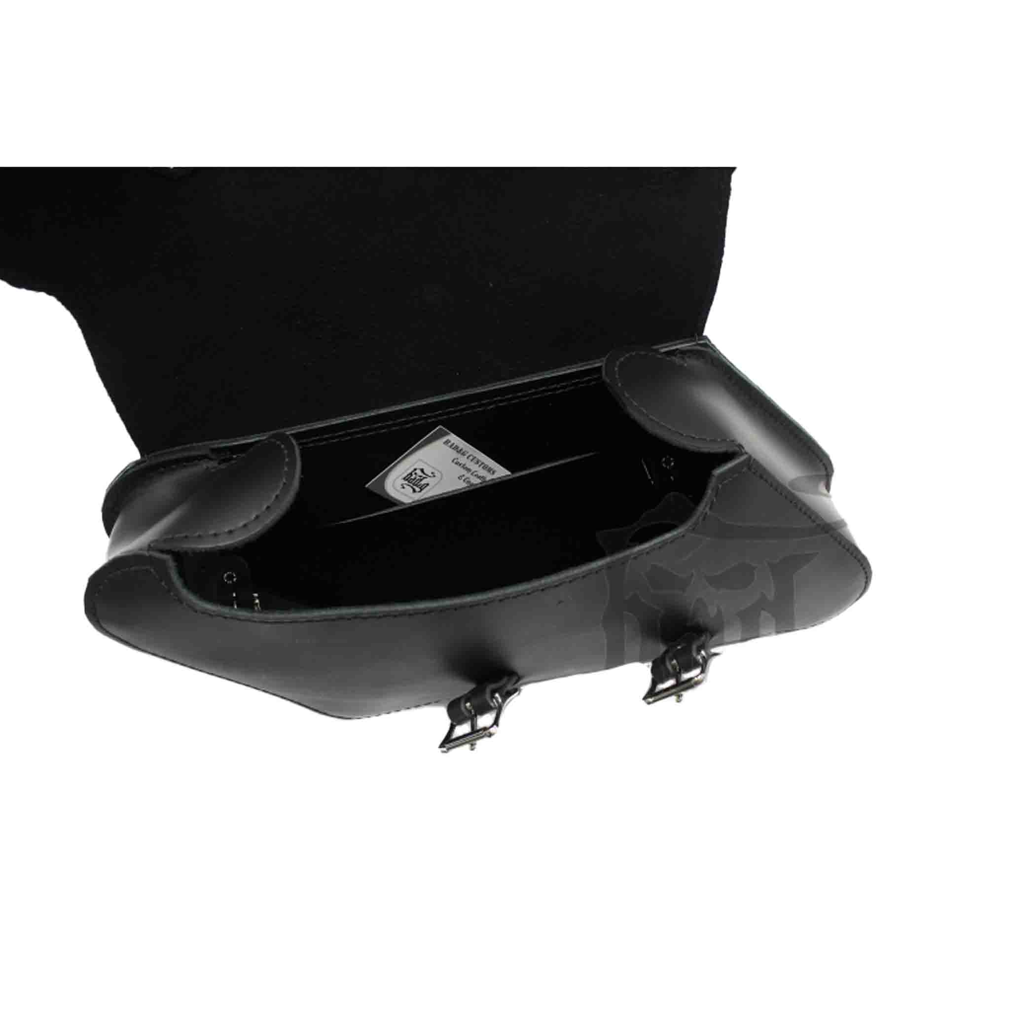 Upgrade your Harley-Davidson® Dyna with the DL04 Dyna Left Side Solo Bag. Hand crafted in USA with premium leather and top quality hardware. Durable and stylish, it's the perfect fit for your motorcycle.