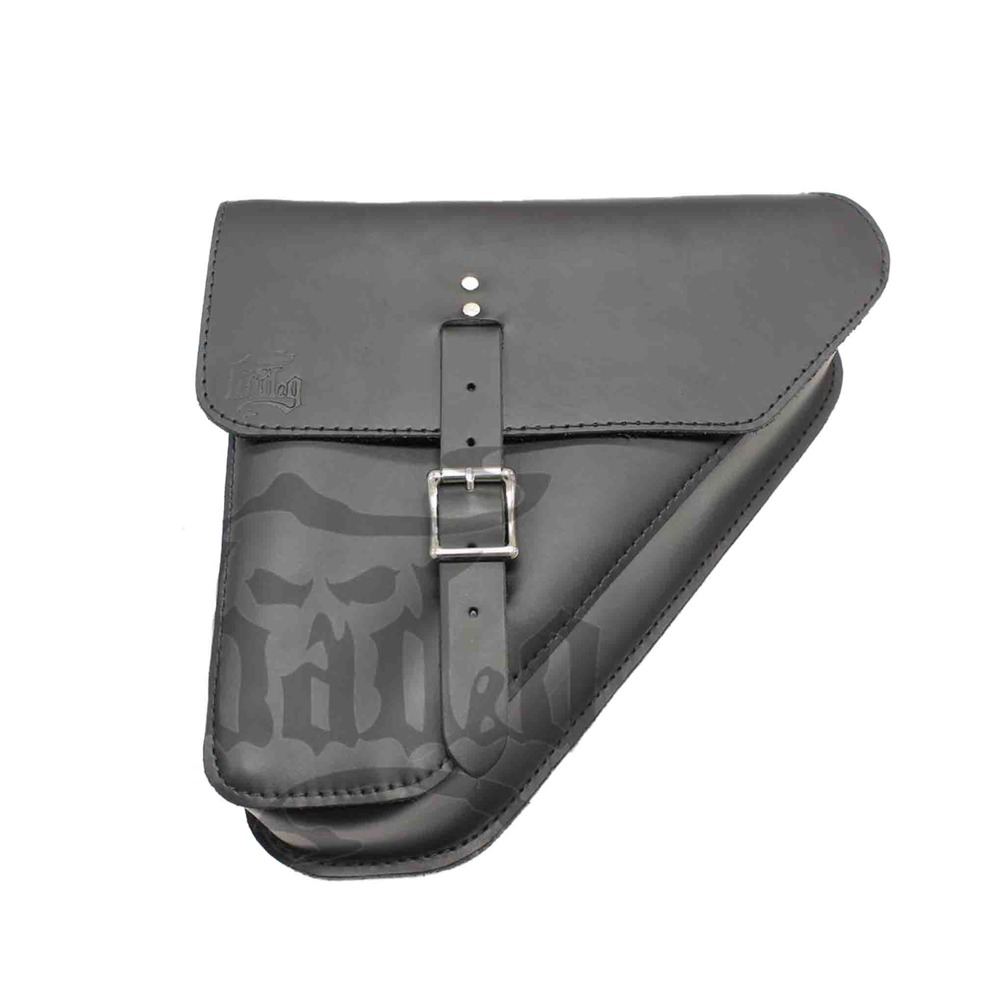 Upgrade your Harley-Davidson® Dyna with the DR03 Dyna Right Side Solo Bag. Hand crafted in USA with premium leather and top quality hardware. Durable and stylish, it's the perfect fit for your motorcycle.
