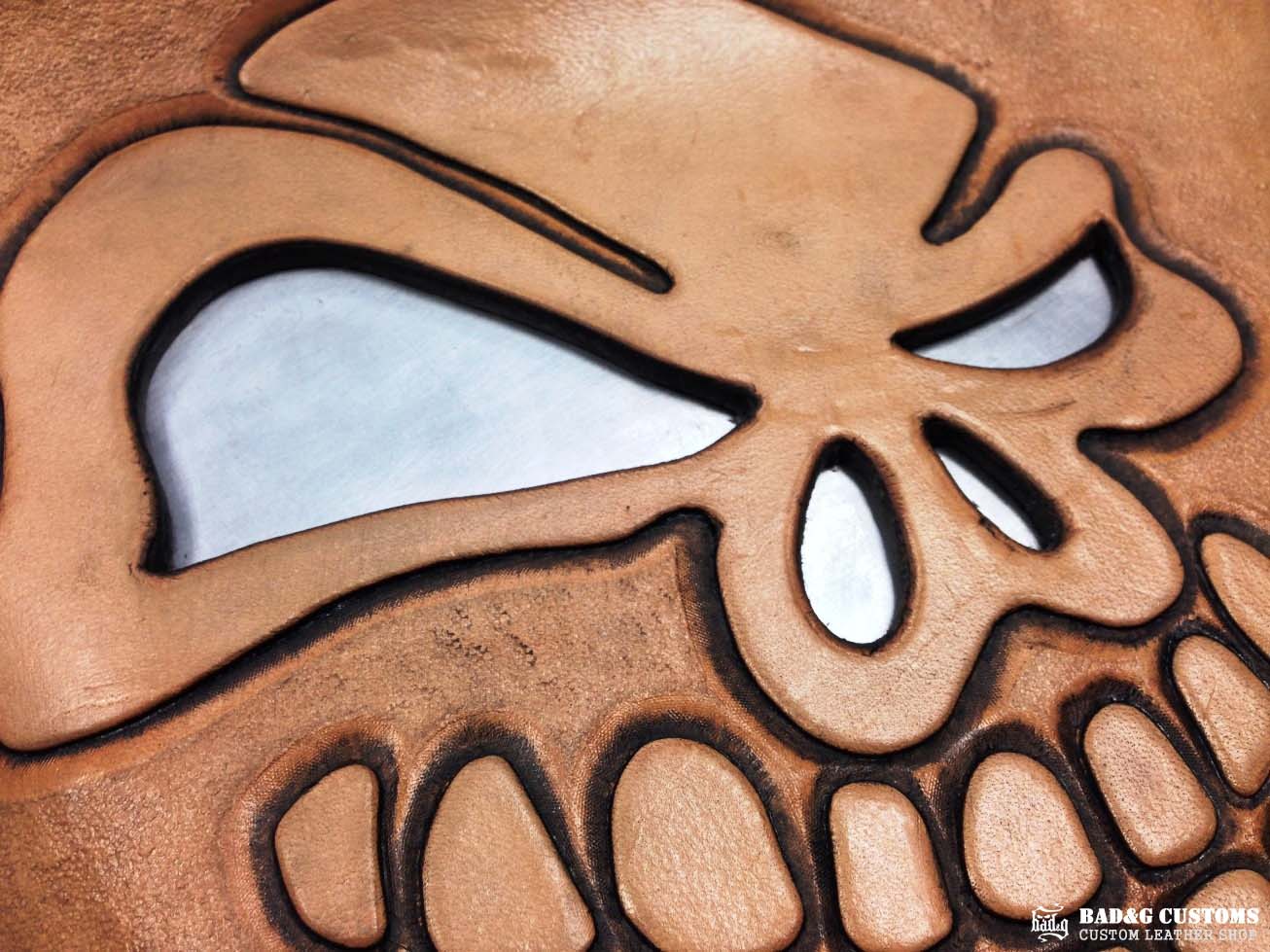 Flypaper Customs "Skull" Custom Bagger Seat | Harley-Davidson