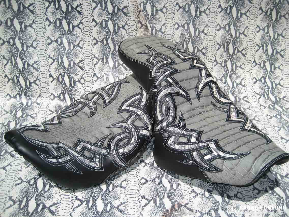 Harley-Davidson Road King Tribal Custom Seat