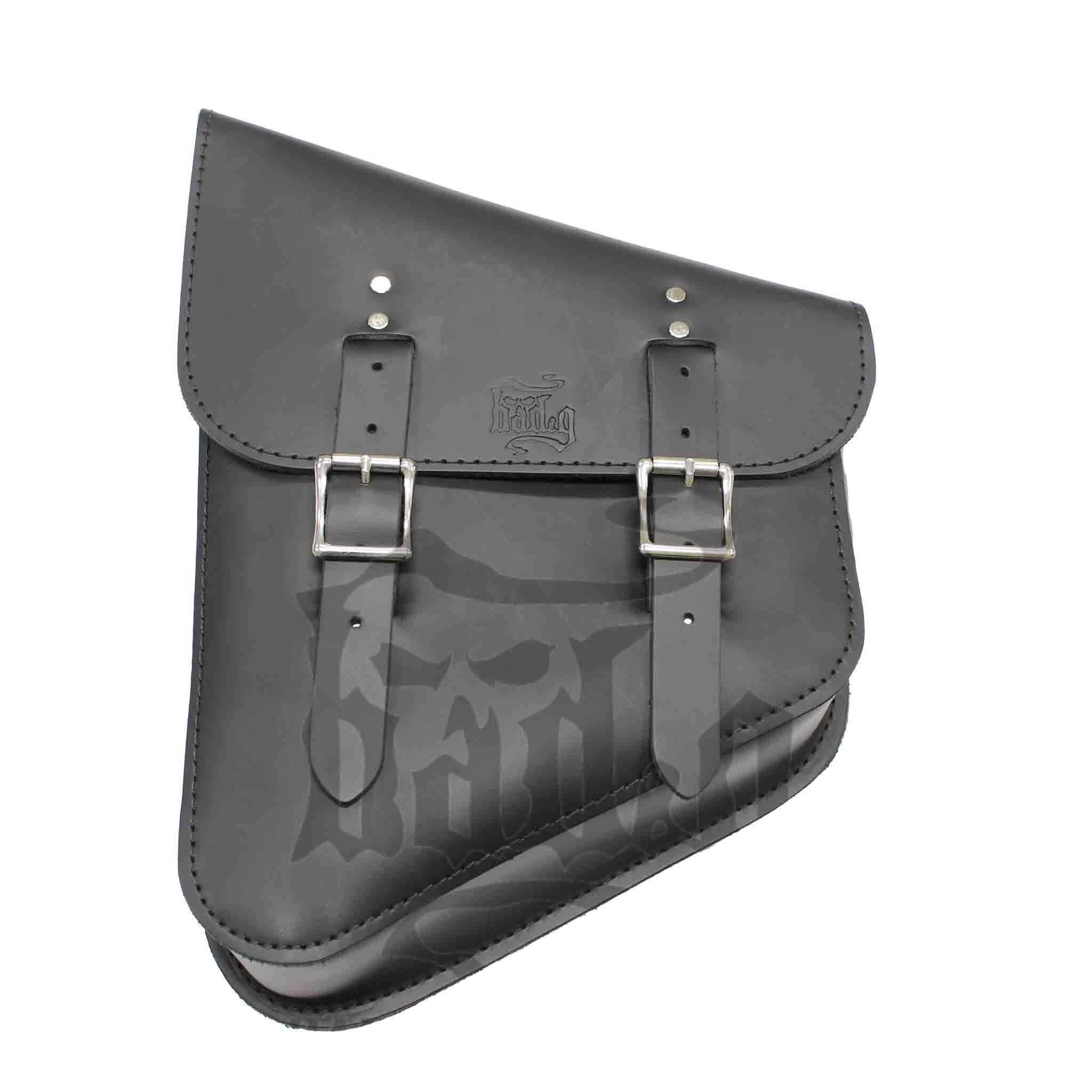 Upgrade your Harley-Davidson® Hardtail Chopper / Bobber with the SHL01 Left Side Solo Bag. Hand crafted in USA with premium leather and top quality hardware. Durable and stylish, it's the perfect fit for your motorcycle.