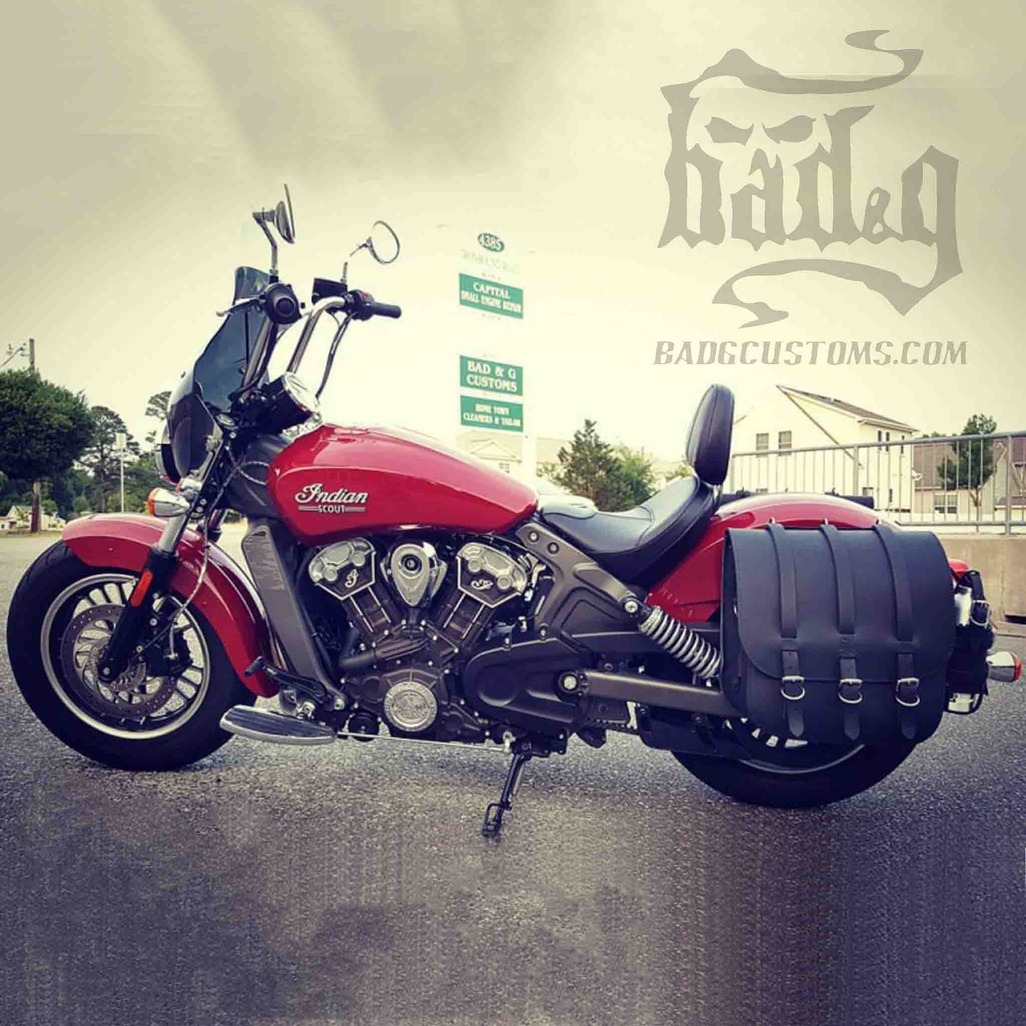 Upgrade your ride with the US01 Heavy Duty Saddlebags. Hand crafted in USA with premium veg tan steer hide leather and stainless steel hardware. Durable and stylish, they are the perfect fit for your motorcycle.